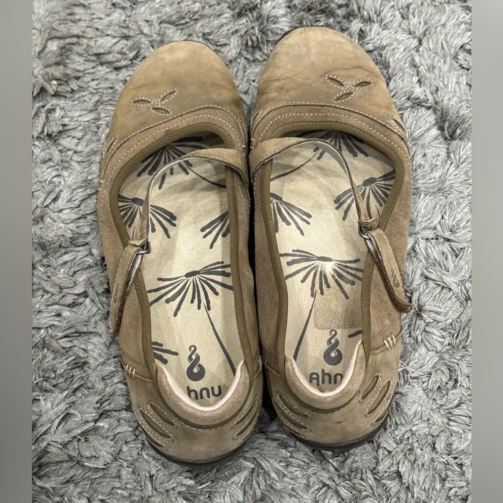 AHNU Mesh Leather Mary Jane Walking Shoes - Picture 3 of 11